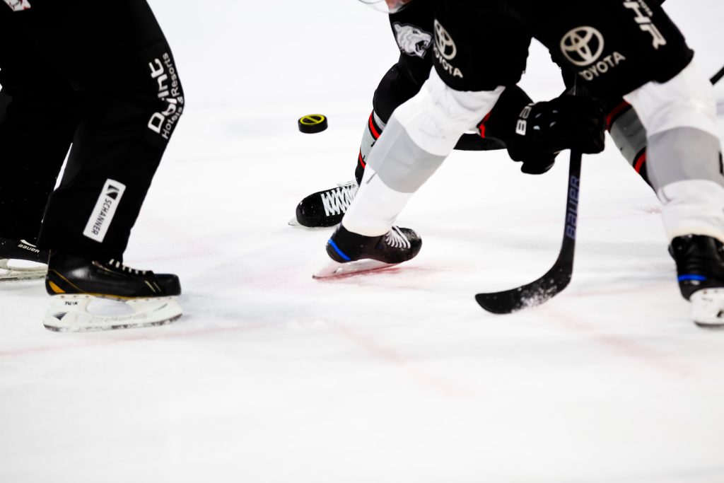 Foto sobre: ¿DÓNDE SEGUIR EL HOCKEY SOBRE HIELO?