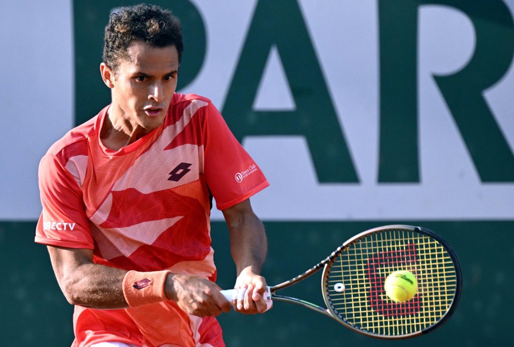 Foto sobre: JUAN PABLO VARILLAS DEBUTA MAÑANA EN WIMBLEDON