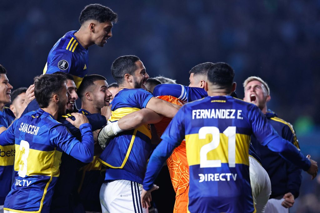 Foto sobre: EL CLUB DE LOS JUEVES: BOCA JUNIORS